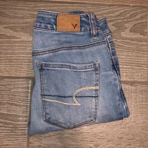 🦅 American eagle outfitters